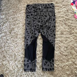 Lululemon - cropped leggings size 6  black